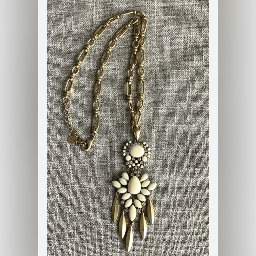 Stella and Dot Mallorca Necklace